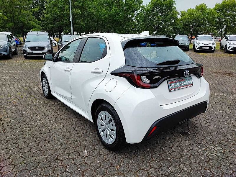 Toyota Yaris 1.5 Hybrid Business-Edition+Klima+Navi+Bluetooth+Kamera+Sitzh.