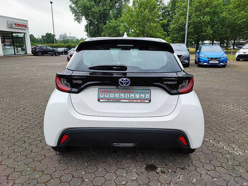 Toyota Yaris 1.5 Hybrid Business-Edition+Klima+Navi+Bluetooth+Kamera+Sitzh.