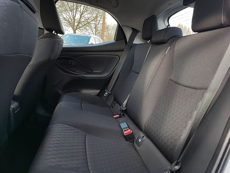 Toyota Yaris Hybrid 1.5 VVT-i Business Edition+Klima