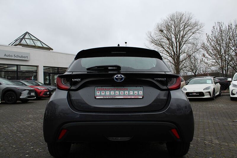 Toyota Yaris Hybrid 1.5 VVT-i Business Edition+Klima